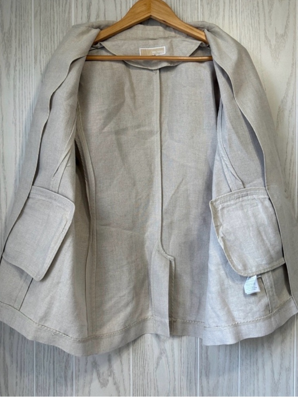 Michael Kors 100% Linen Light Beige Ruched-Sleeve Blazer Size 10 - Picture 3 of 5